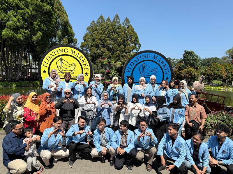 Final Review & Graduation AUM 2026 - Bandung Raya