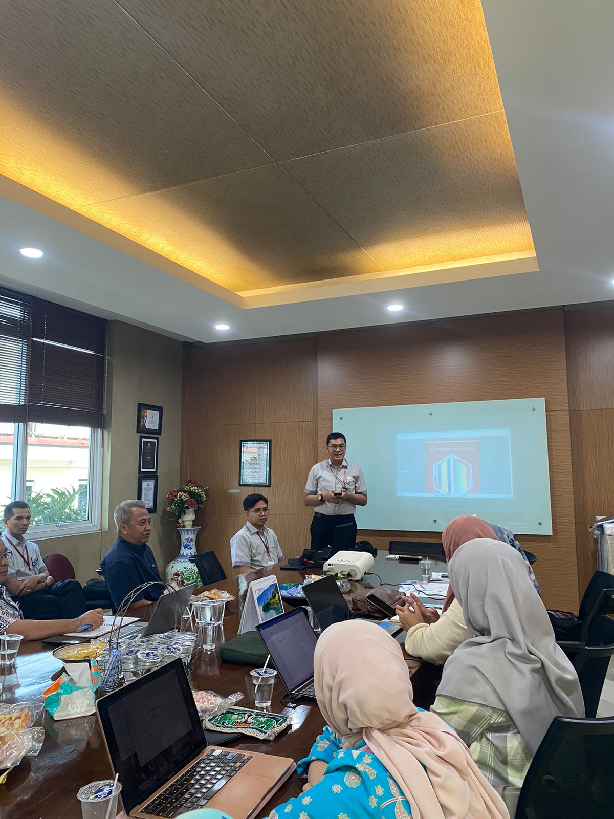 Kegiatan Kunjungan Universitas Islam Bandung (UNISBA) ke PT. Nagasakti Kurnia Textile Mills tanggal 23 Juli 2024