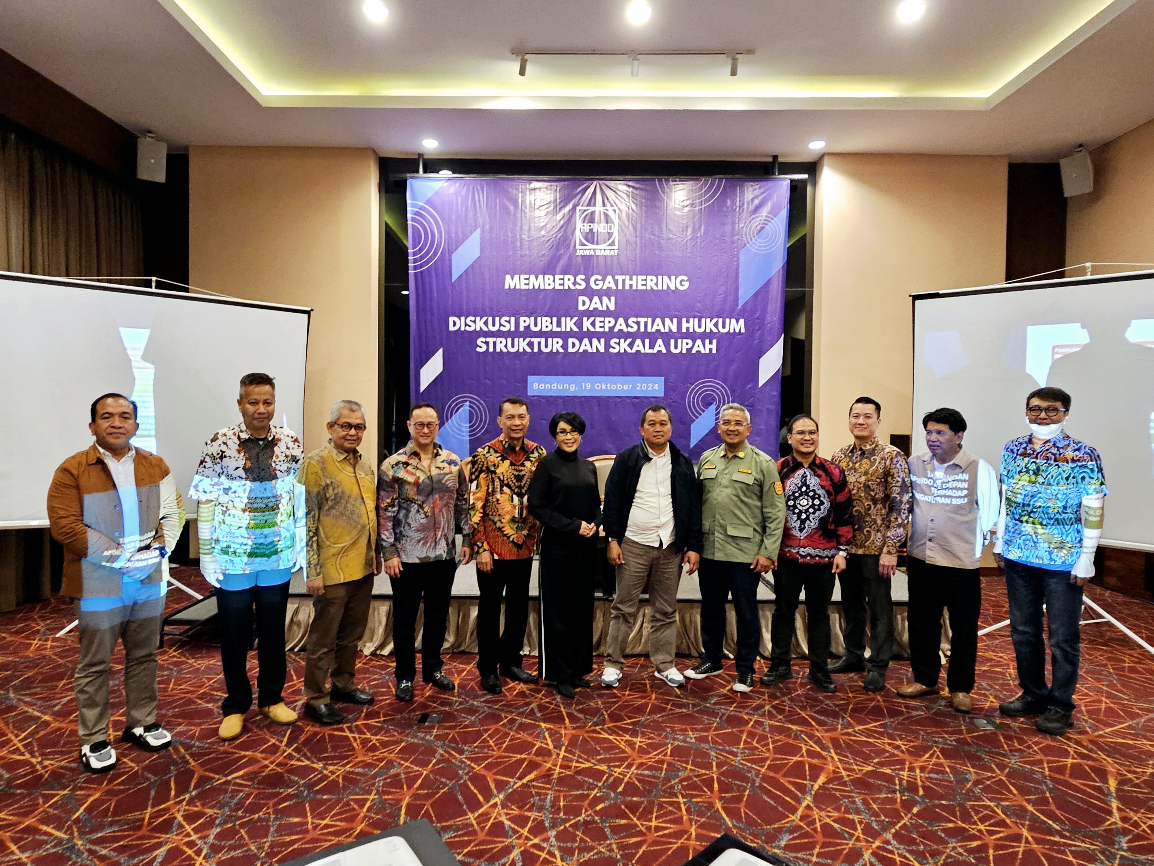 Members Gathering dan Diskusi Publik Kepastian Hukum Struktur Dan Skala Upah