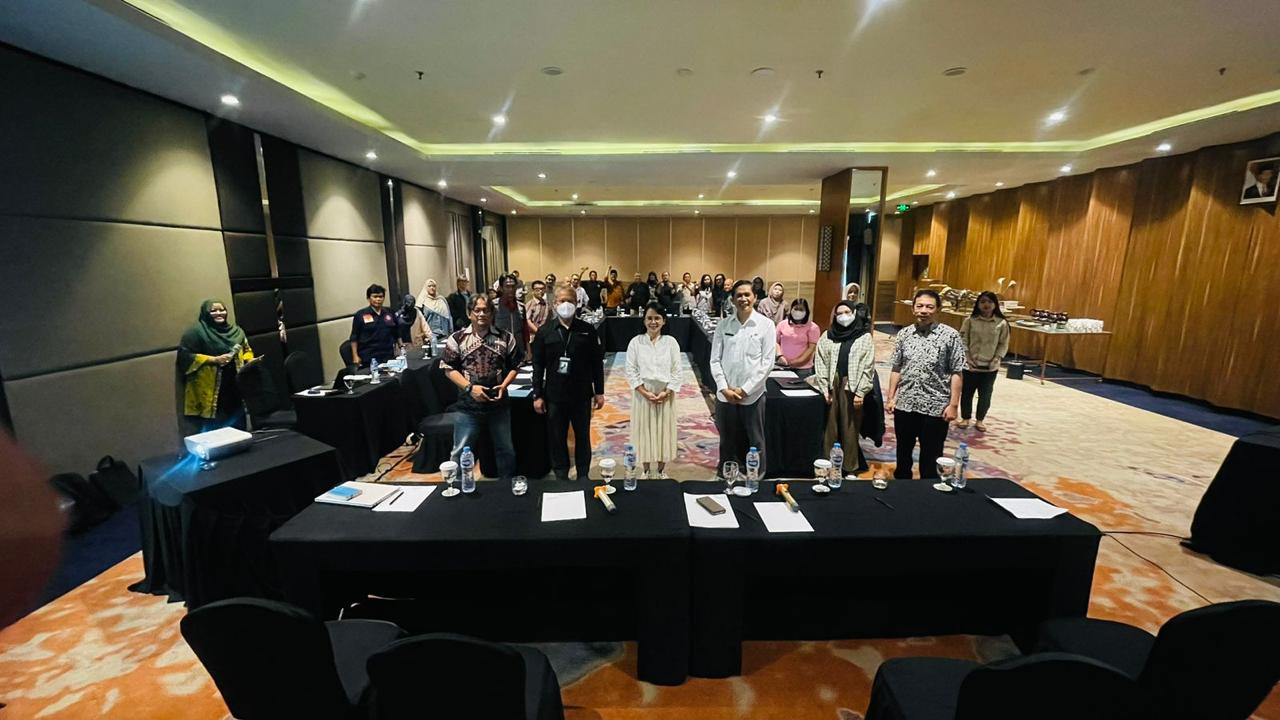 Roundtable Discussion Kemitraan dengan Dunia Usaha dalam Upaya Penanggulangan HIV-AIDS di tempat kerja.