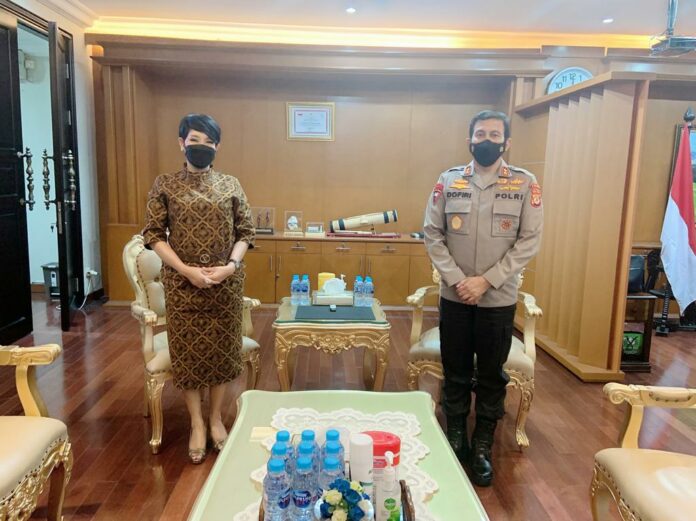 Dukungan Apindo Jabar untuk POLDA Jabar dalam Program Nasional Sejuta Vaksinasi Covid-19 per Hari Oleh TNI - POLRI