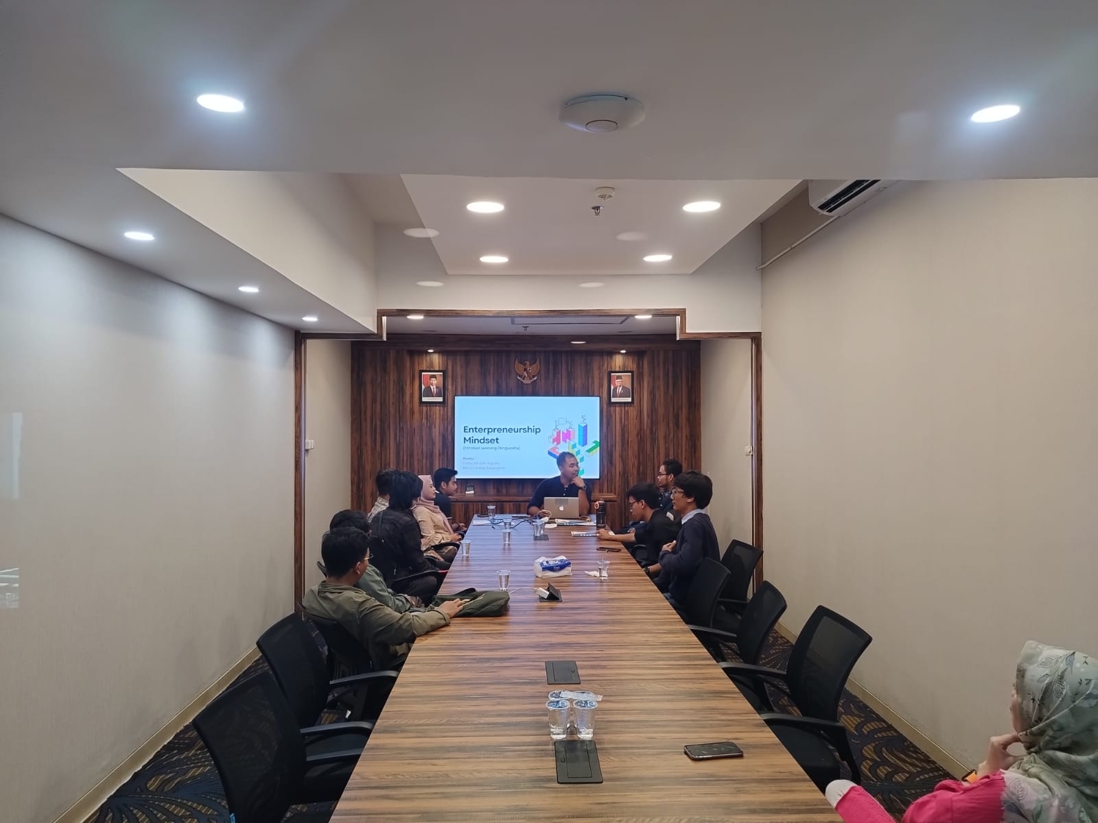 Kerjasama Antara Apindo Jawa Barat dan UNISBA dalam rangka Mentorship Program 2